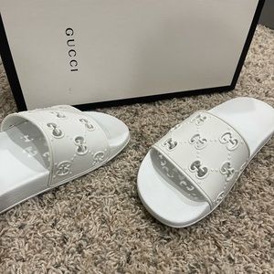 white gucci slides